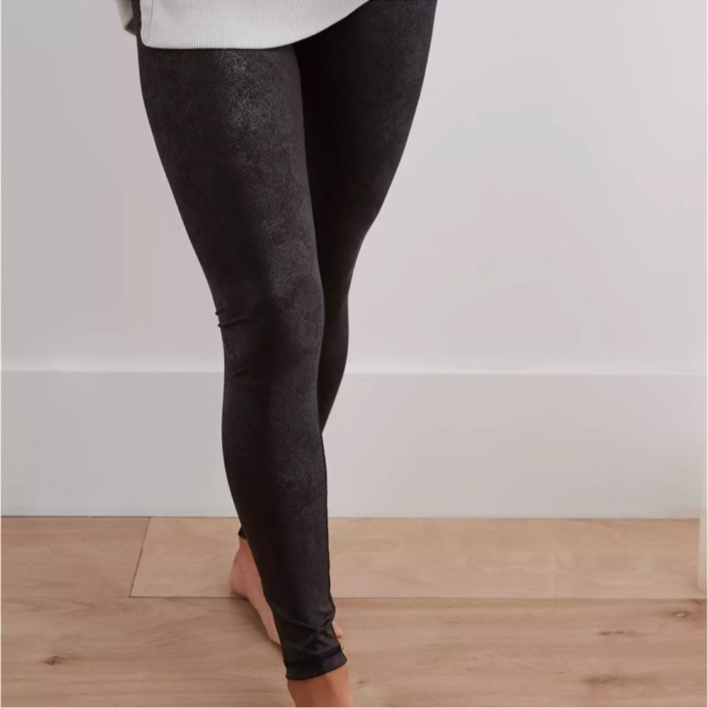 Offline by Aerie coated leggings